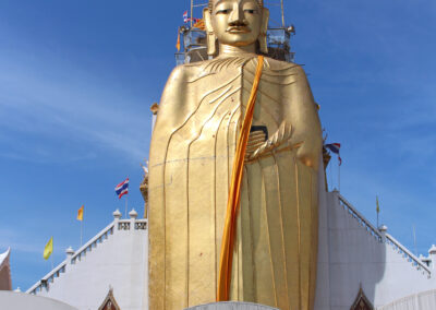 Wat Intharawihan, Bangkok