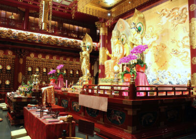 Buddha Tooth Relic Temple - Chinatown, Singapore